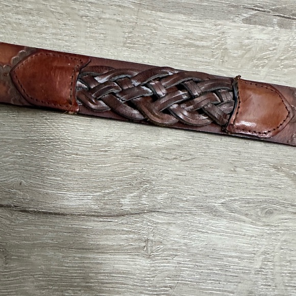 Leegin Genuine Leather Silver Bronze Buckle Brown Belt Tooled Size 36” - Picture 3 of 13